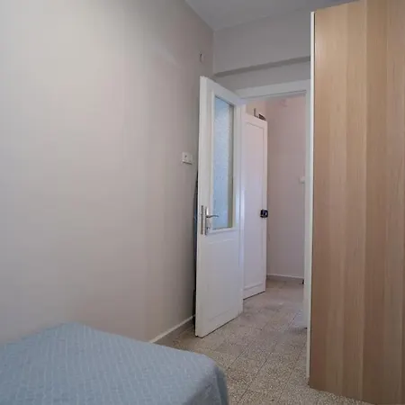 Bright And Cozy 2br In The Center Of Buyukada