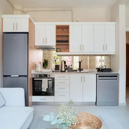 Apartment Bright And Cozy 2br In The Center Of Buyukada *